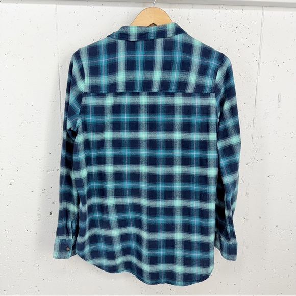 Hollister size Medium Teal Blue Plaid Long Sleeve Button Down Flannel Shirt - Picture 5 of 12